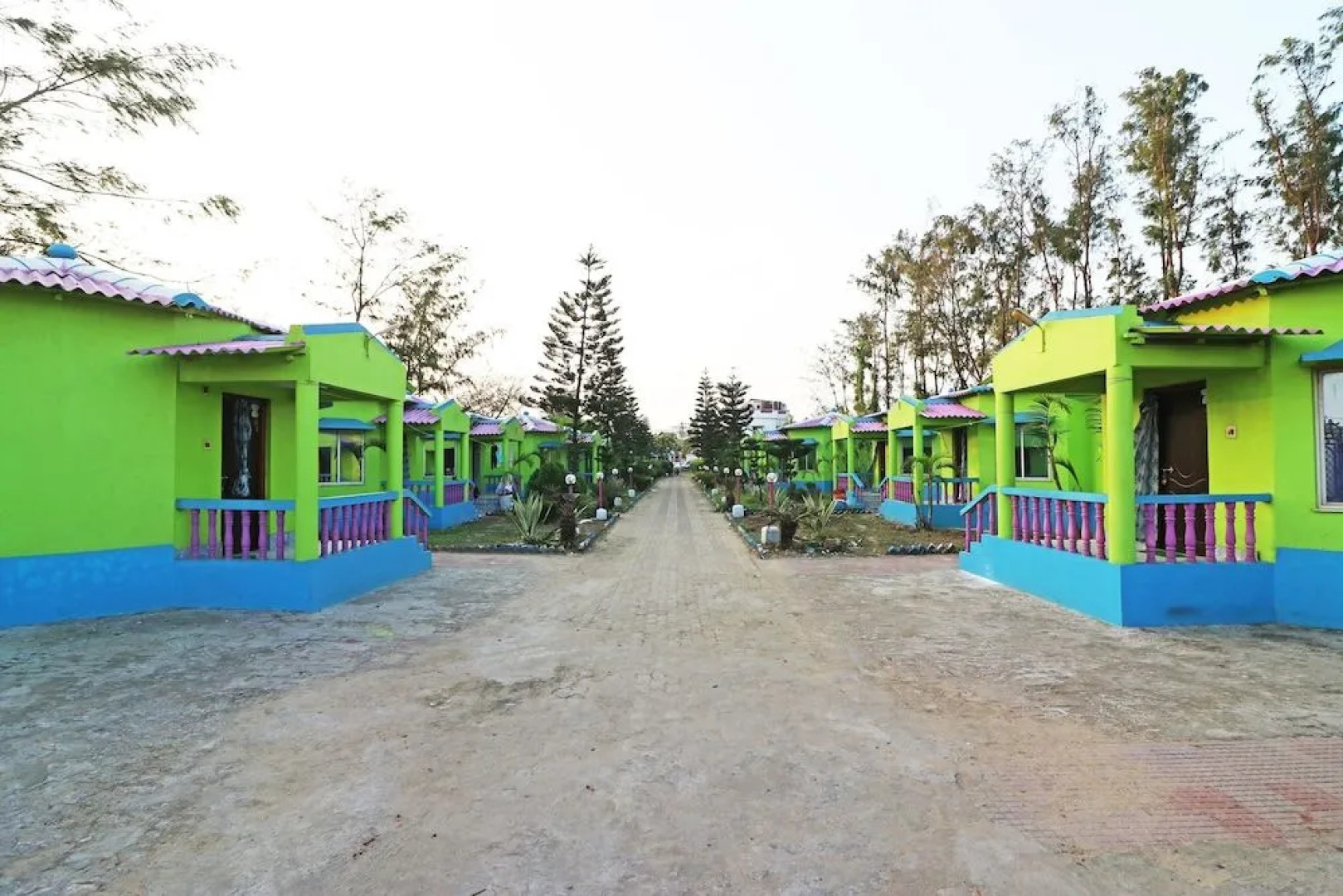 OYO 17122 Liv Sea Valley