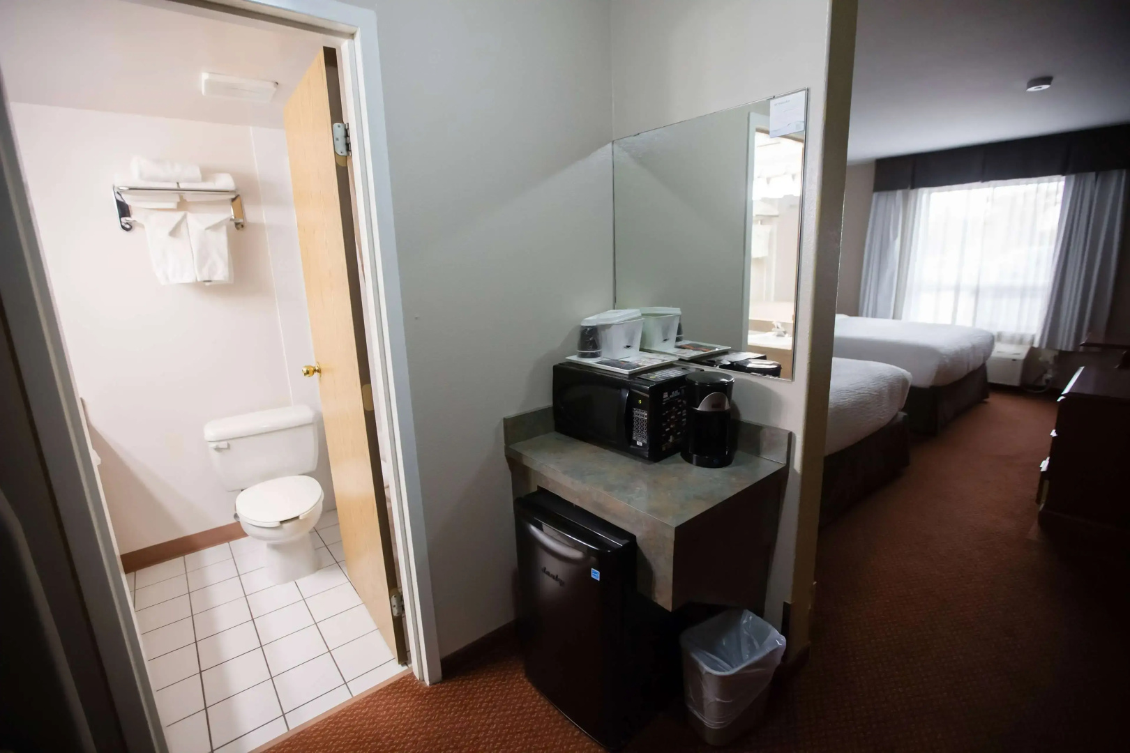 Super 8 by Wyndham Whitecourt