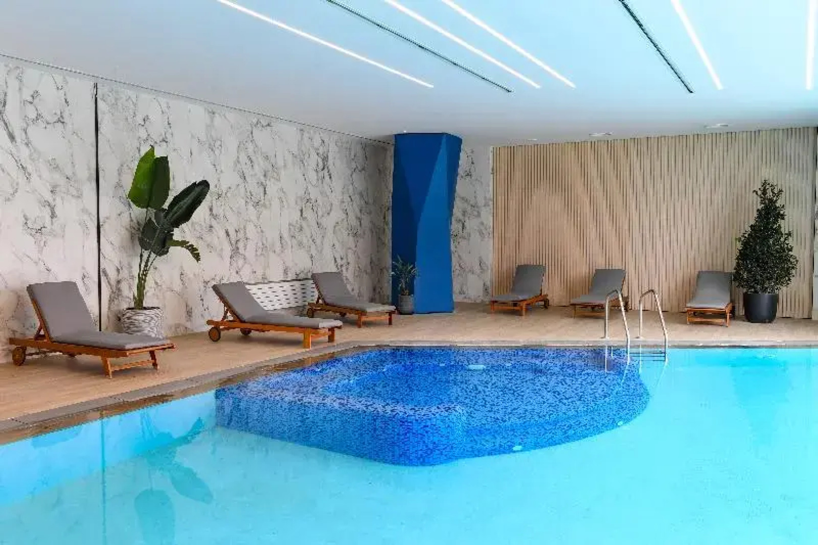 Oakridge Hotel And Spa