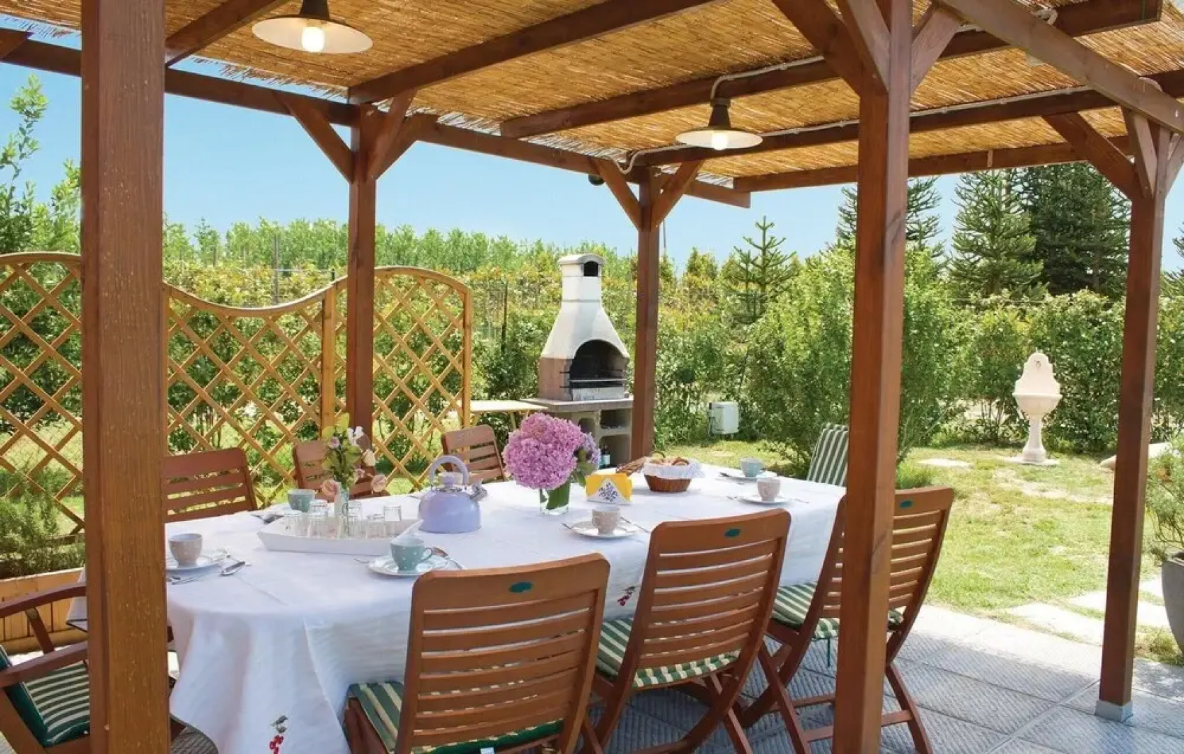 Stunning Home in Ponte Buggianese PT With Wifi and 4 Bedrooms