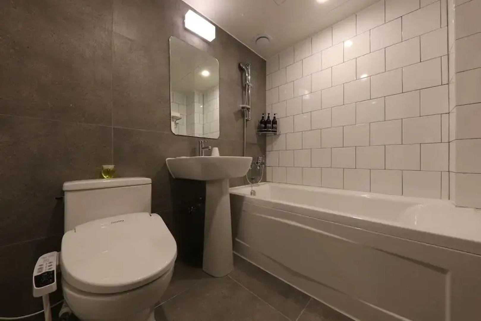 HOTEL YaJa West Gate