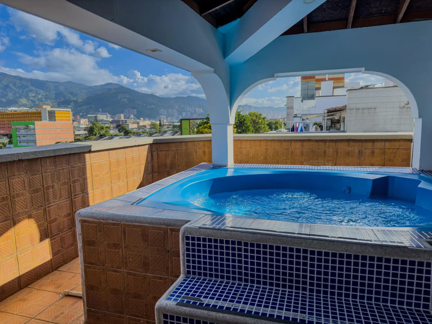 Hotel Alcaravan Medellín