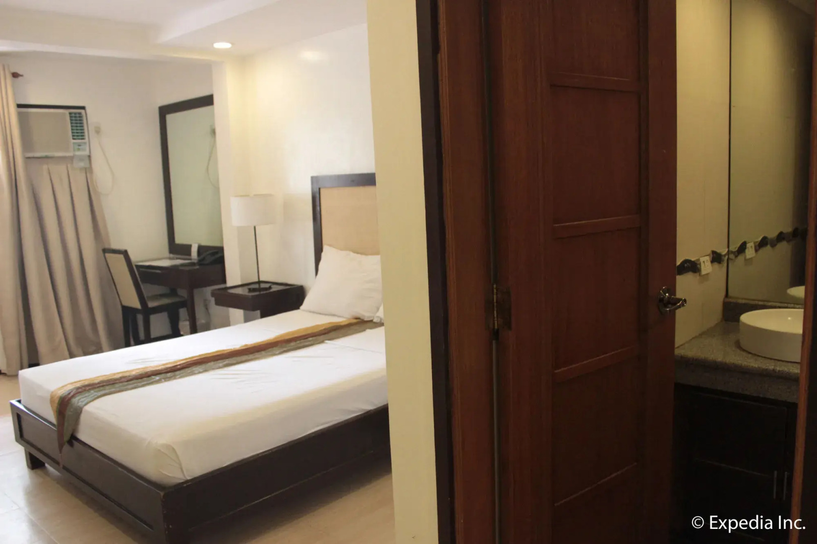 Subic Grand Seas Resort