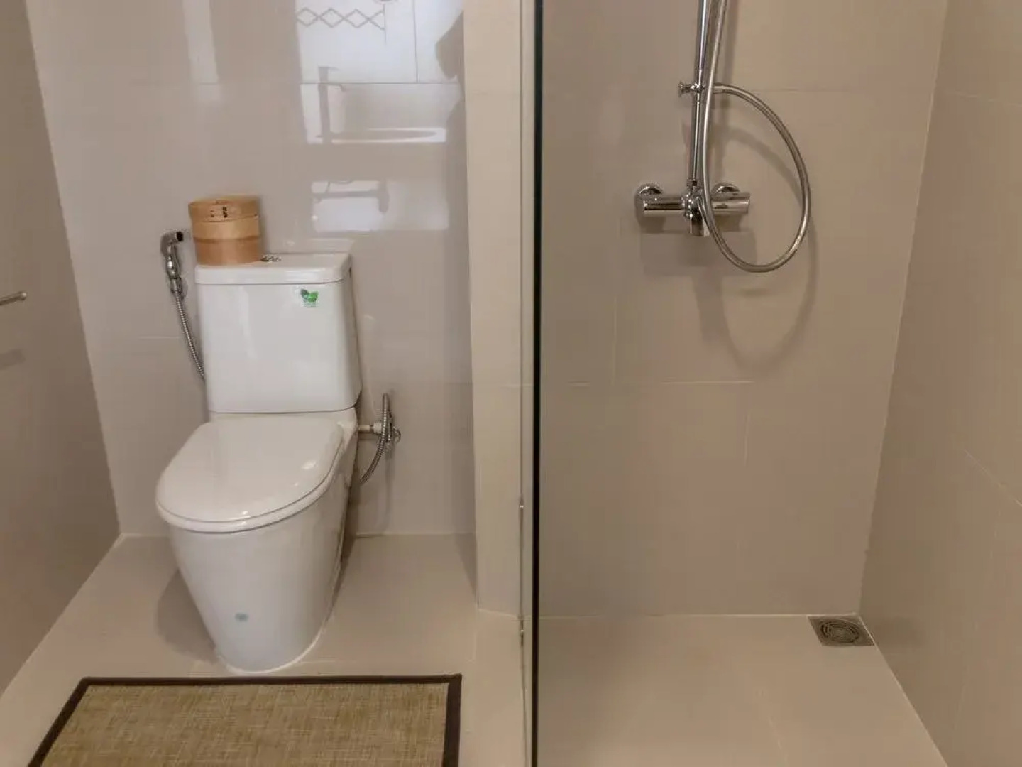 Nida Rooms San Sai 209 down Town