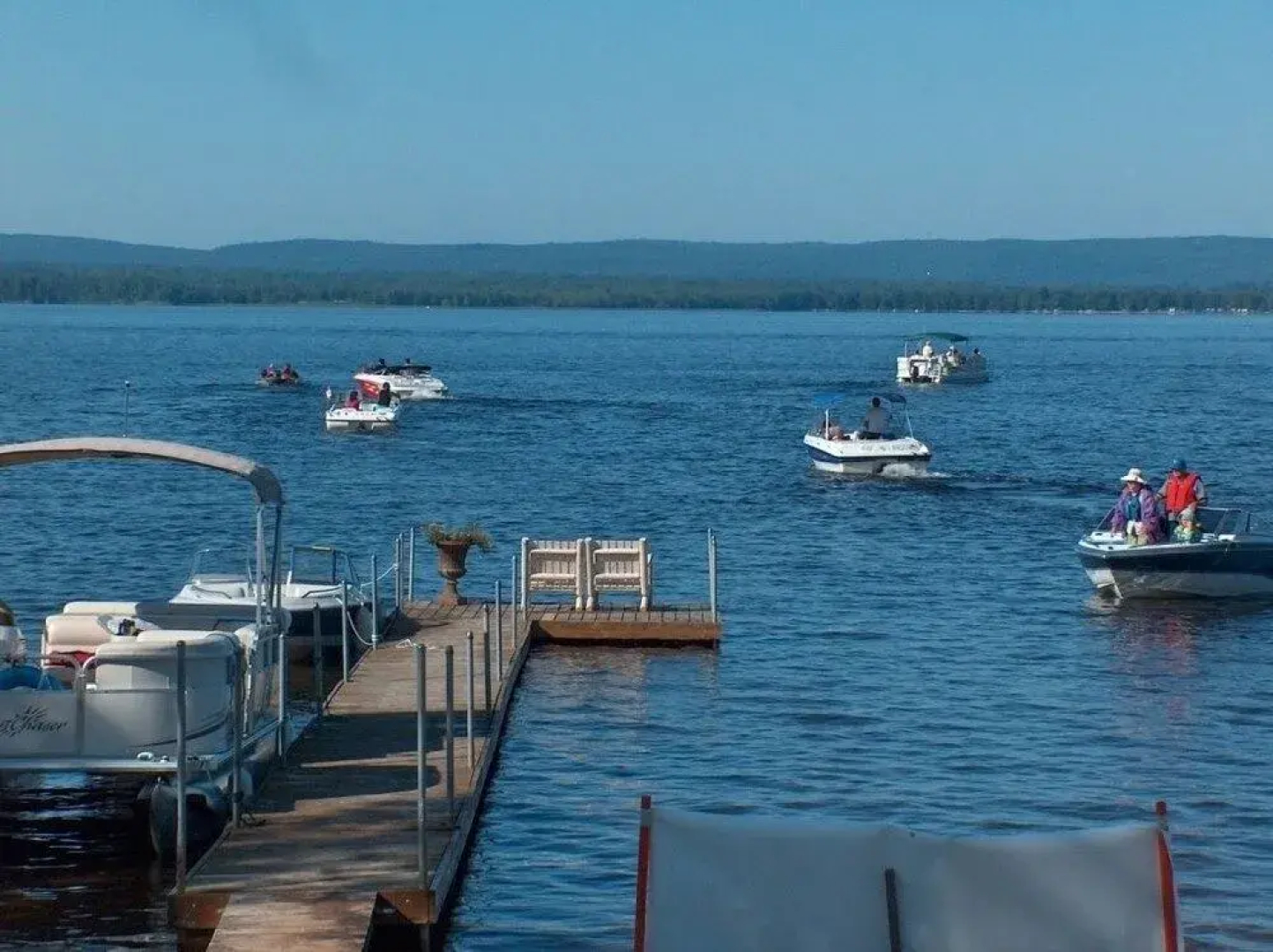 Sands on Golden Lake