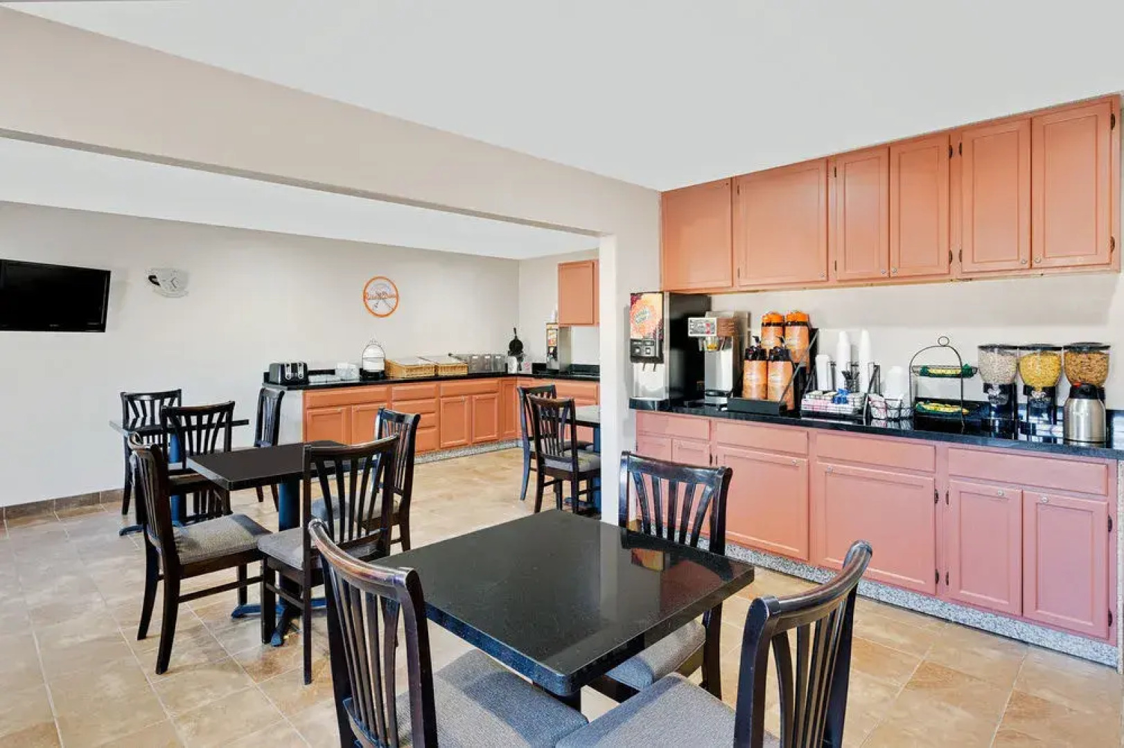 Howard Johnson Waterloo / Cedar Falls