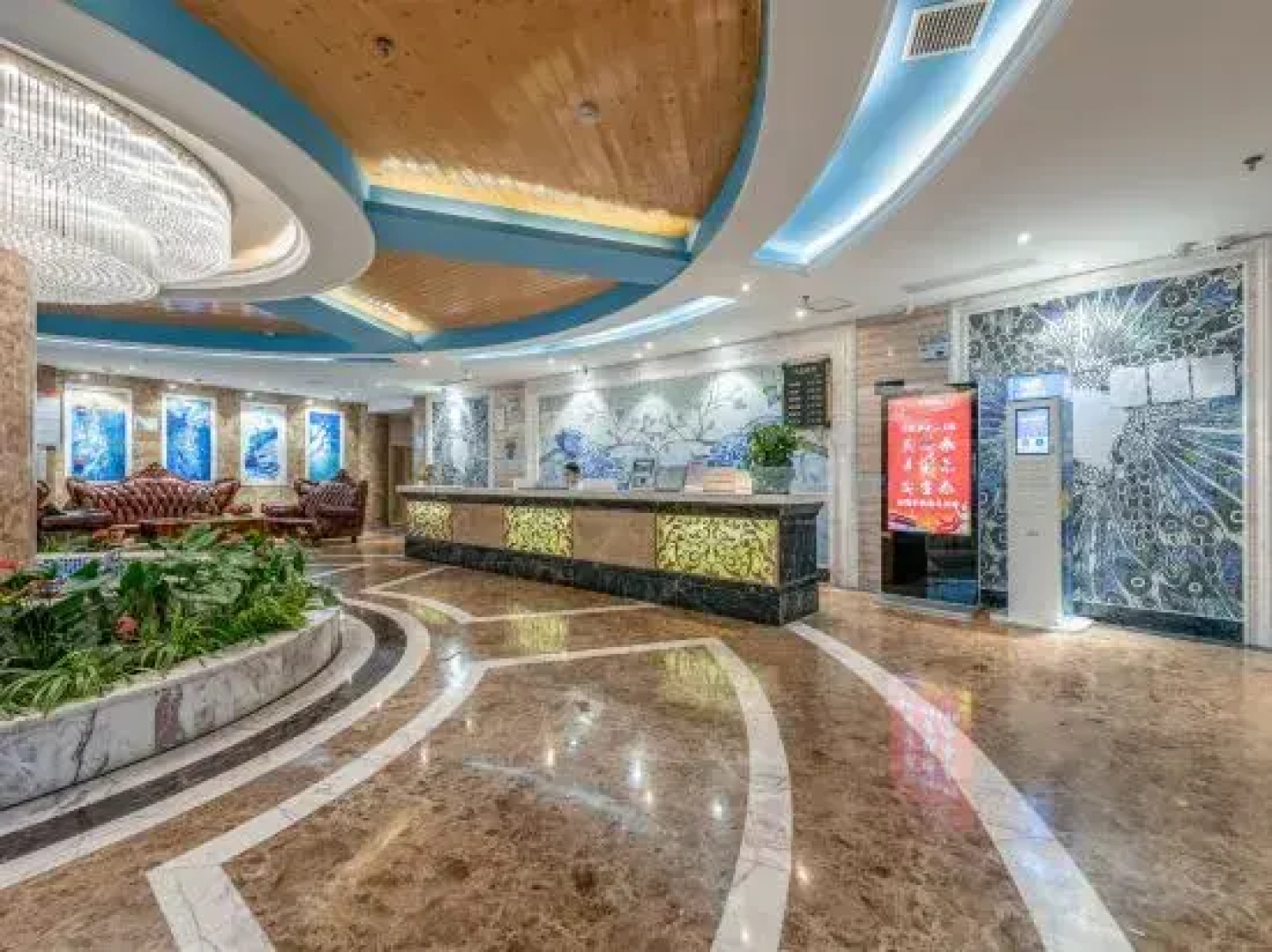 Tuwo Colorful City Garden Resort