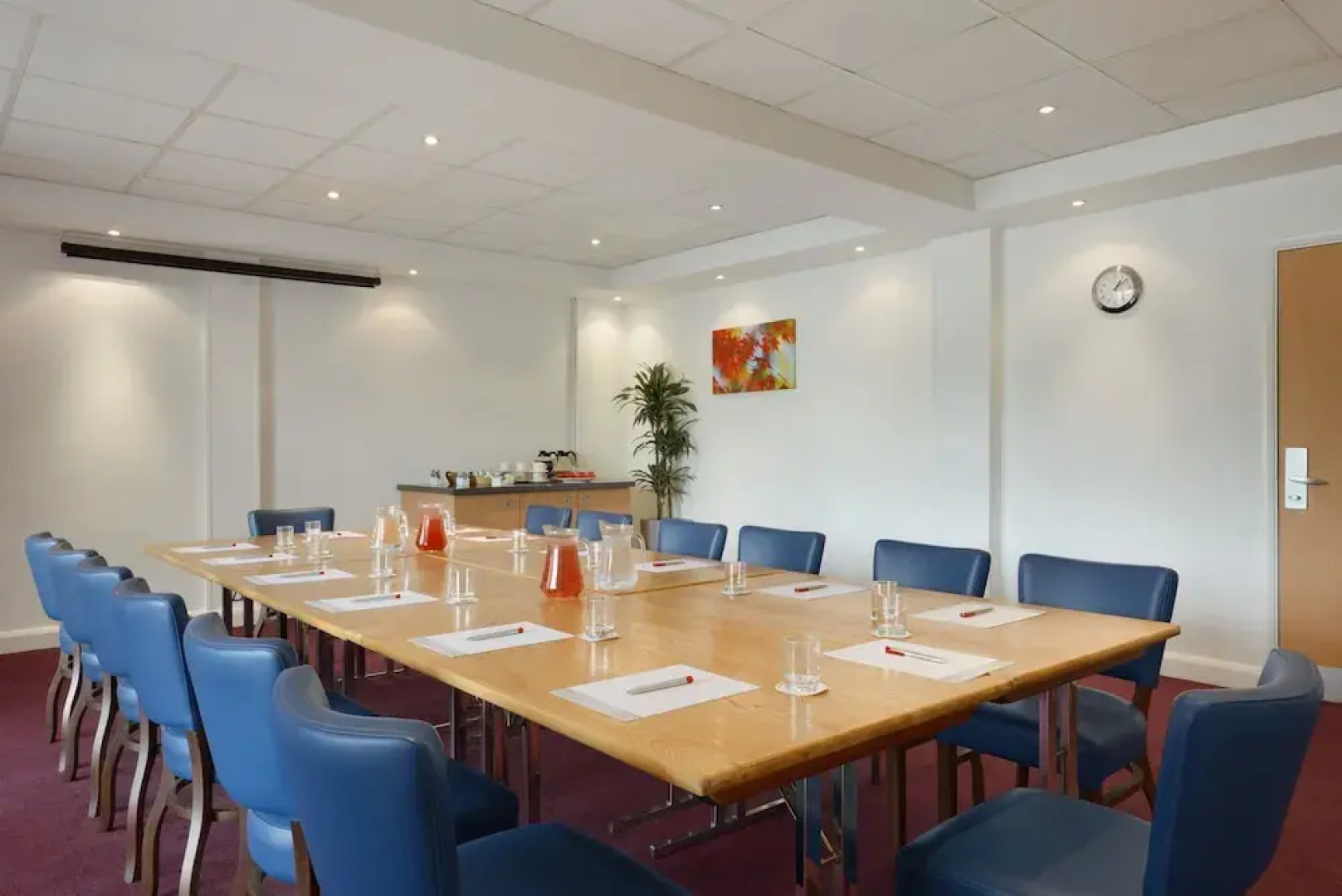 Ramada Wakefield