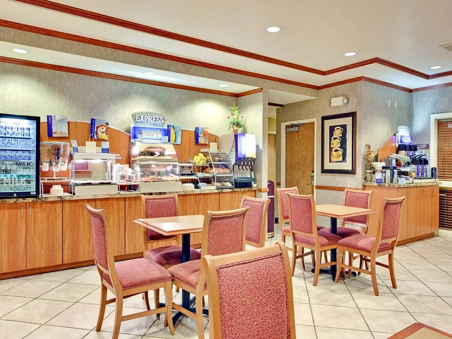 Holiday Inn Express Hotel & Suites PEORIA NORTH - GLENDALE by IHG