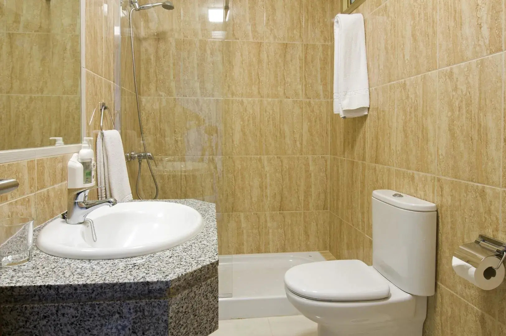 Kn Aparthotel Columbus