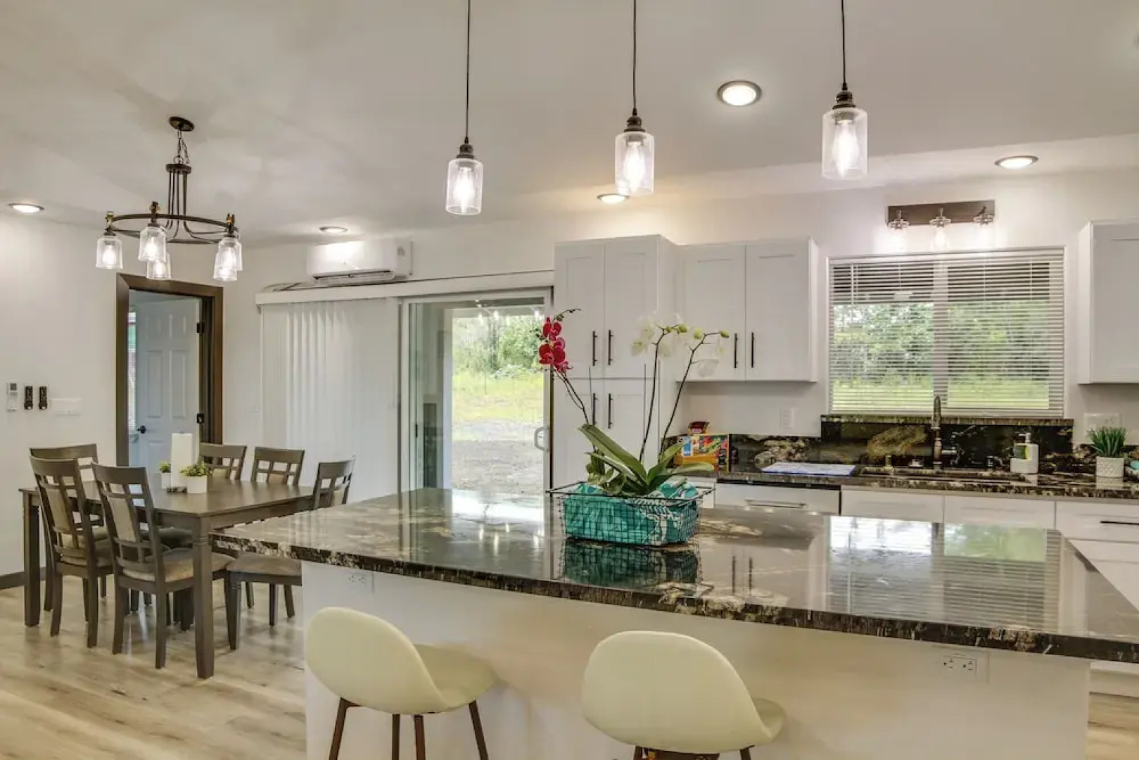 Keaau Getaway w/ Patio, 3 Mi to Shipman Beach!