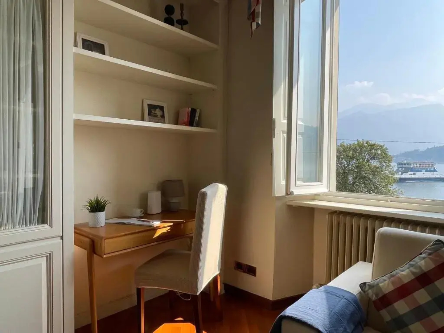 Belle Ile Lake View Suite