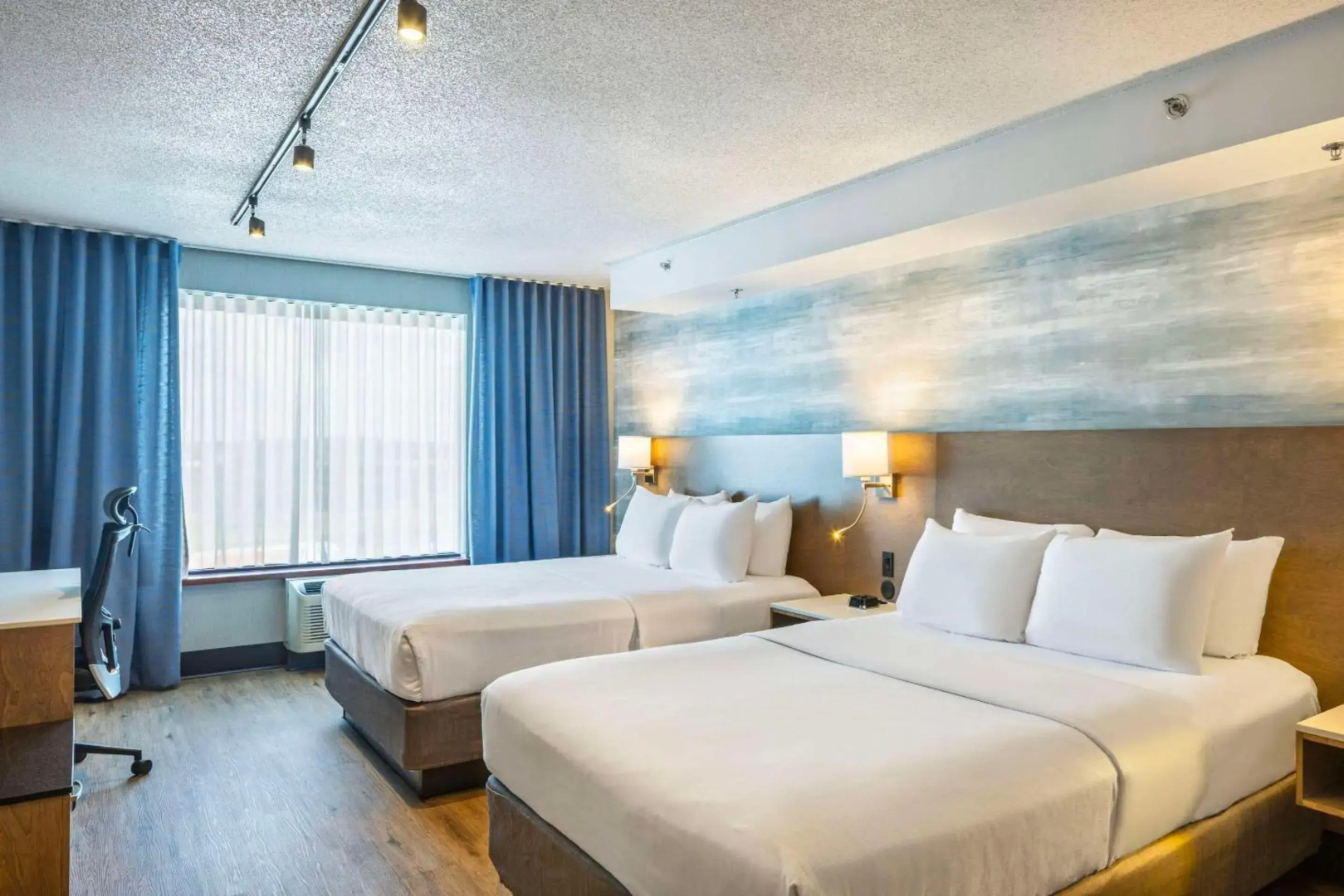 Quality Inn & Suites Levis