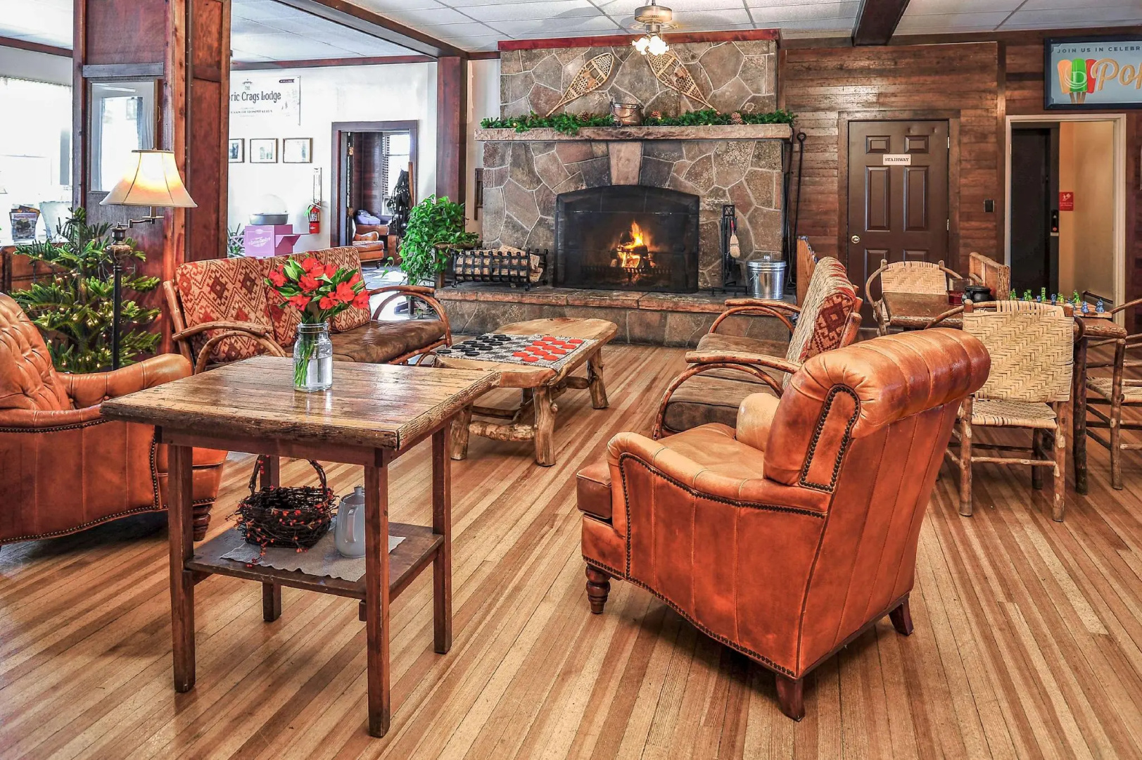 The Historic Crags Lodge