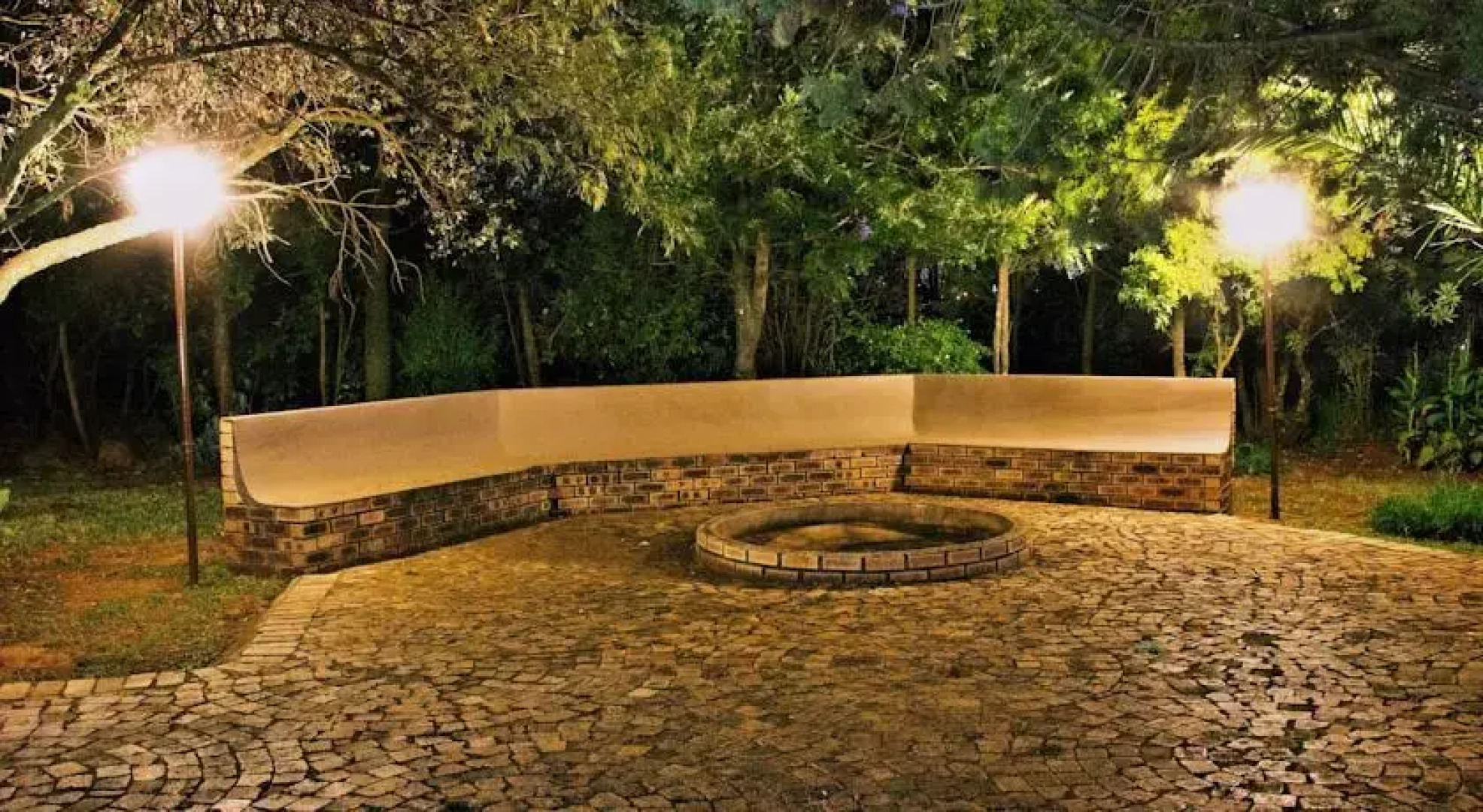 Protea Guest Cottages & Conference Centre