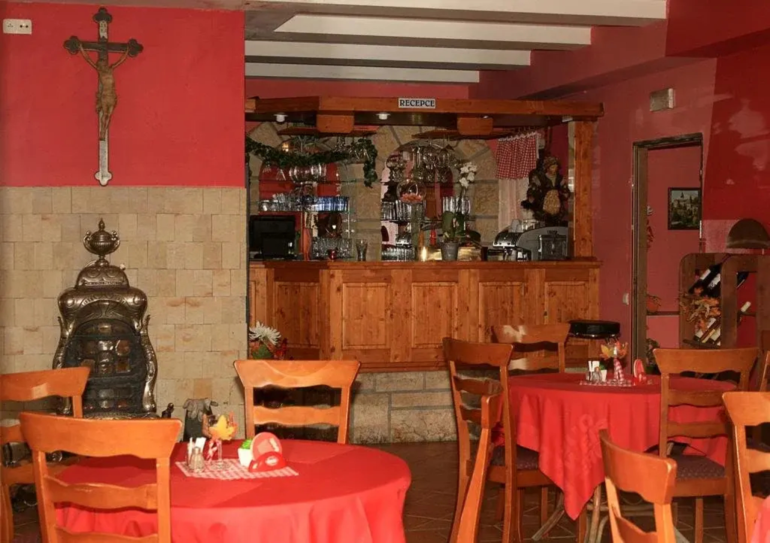 Penzion a restaurace " Zlatý Strom"