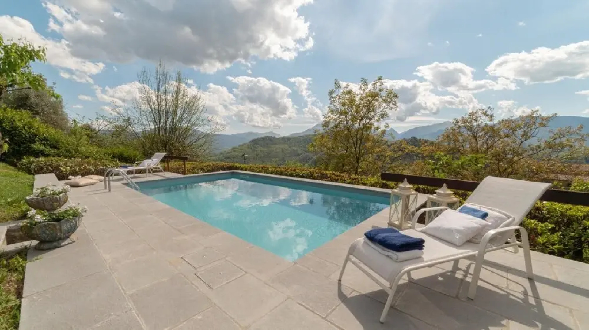 Lu-d734-anto9at - Villa Raffaelli 10