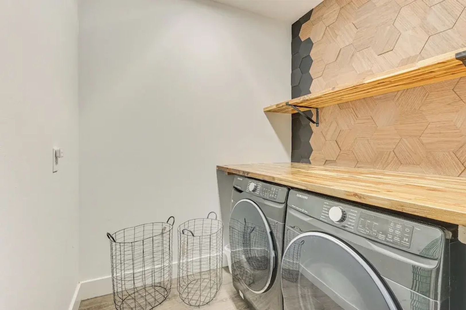 3 Mi to Usf: Dog-friendly Home w/ Large Yard