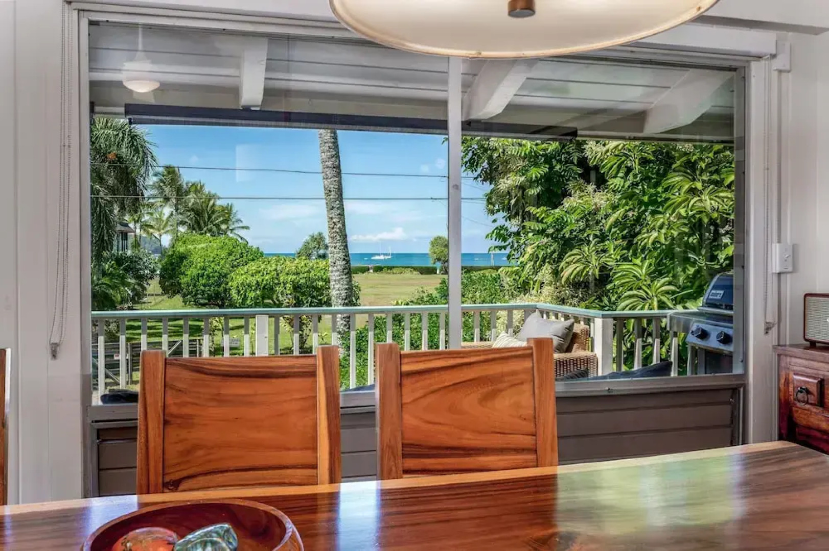 Hale Naninoa 5 Bedroom Home by RedAwning