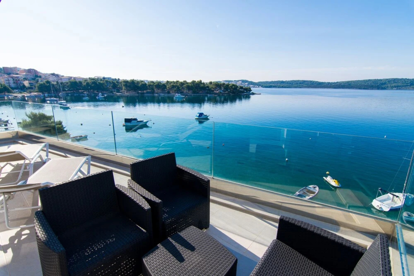 Livingstone Beach House