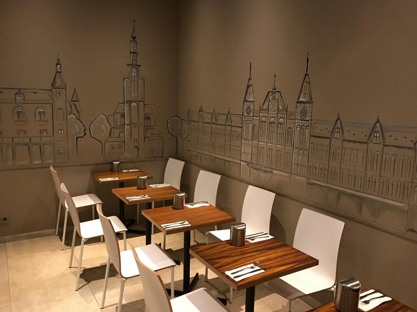 Отель Cornelisz