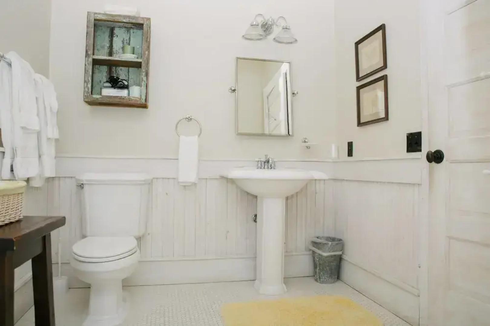 Ball House and Cottages