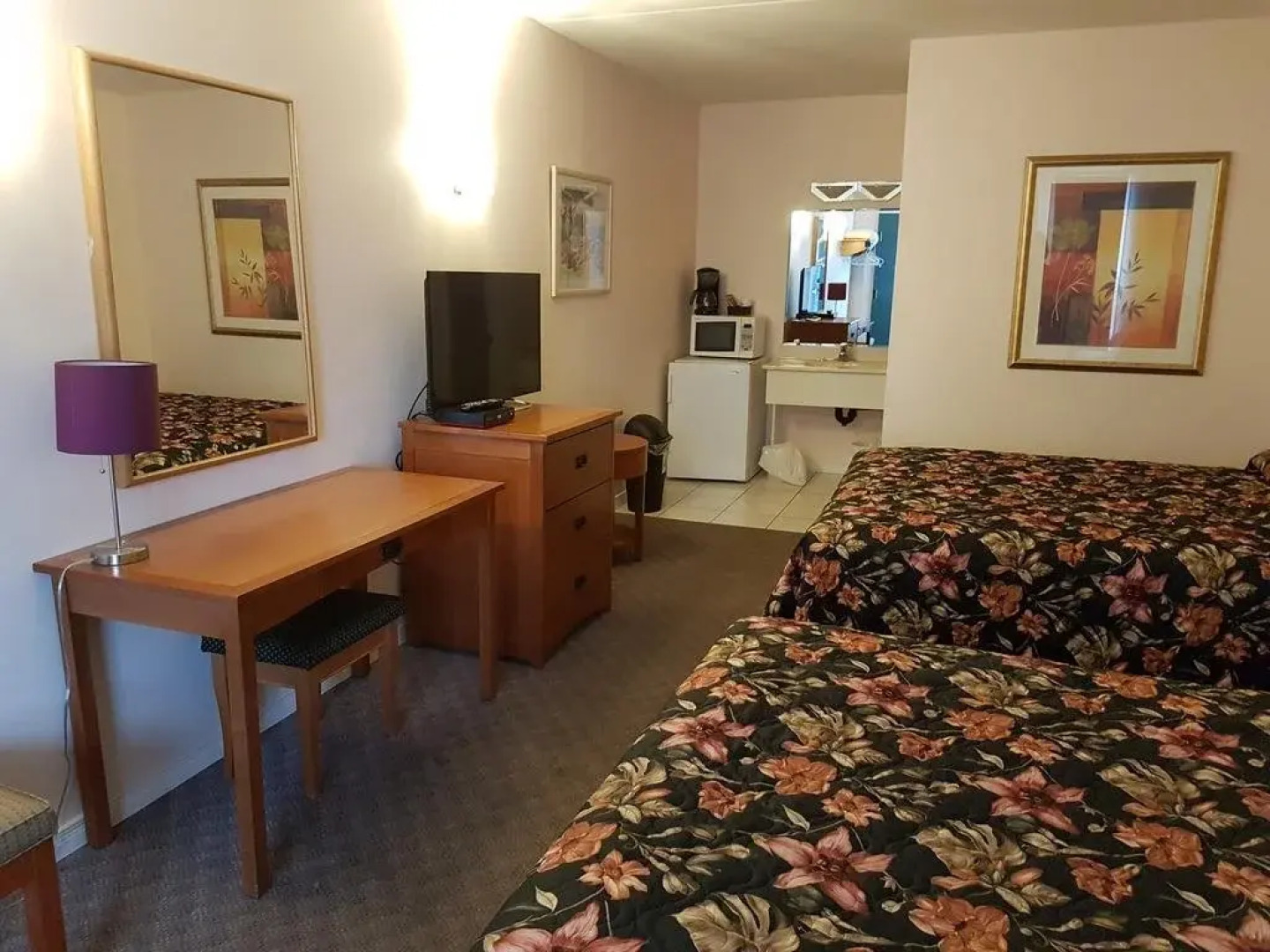 Lakeview Resort Motel