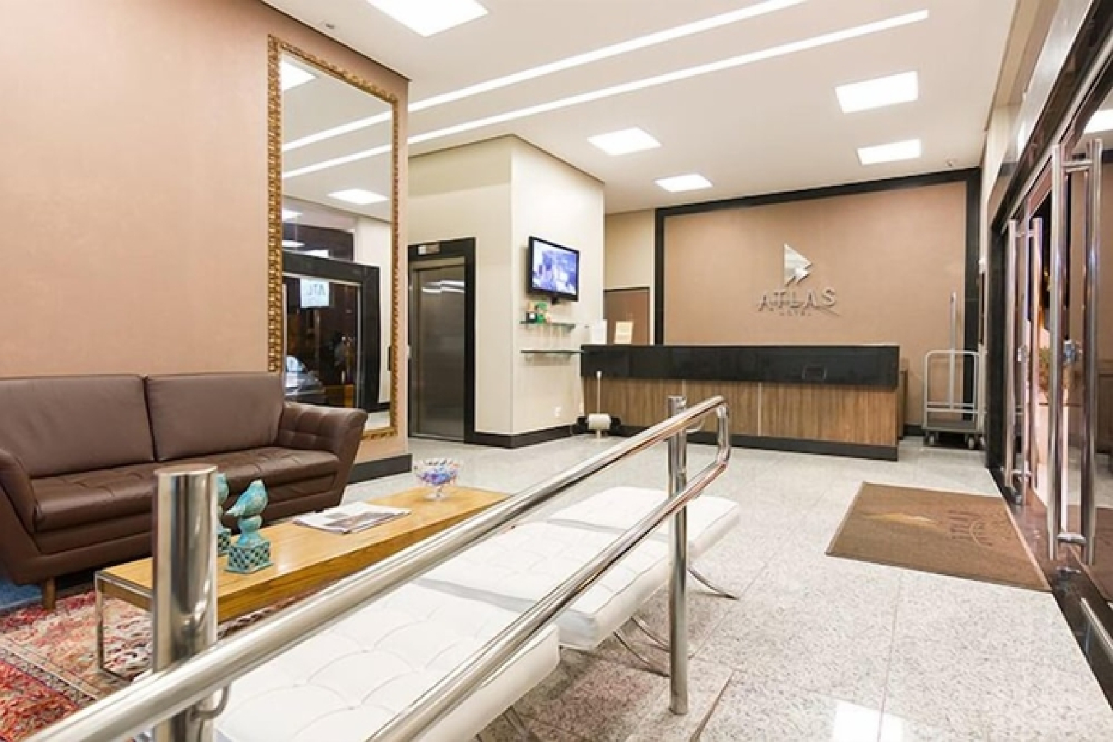 Makaha Resort & Golf Club Hotel