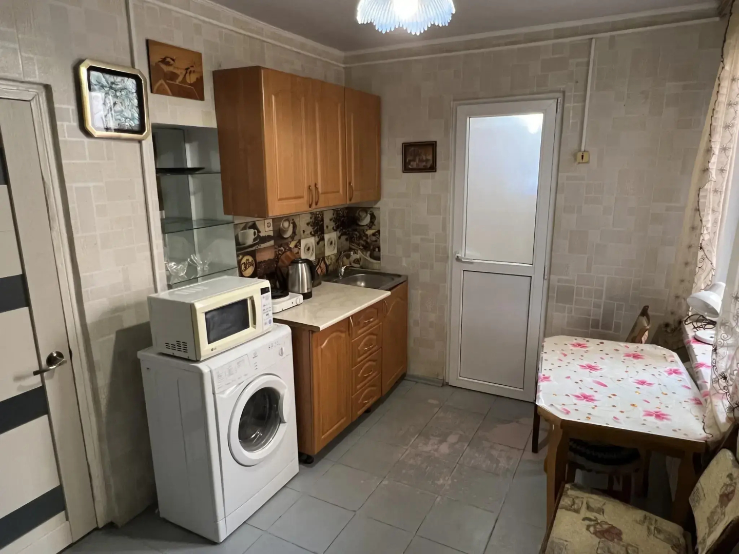 Дом на улице Мира 64