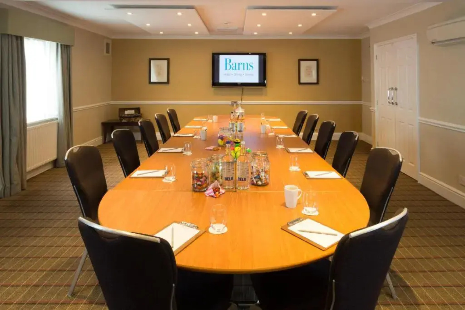 The Kingfisher Pub and Hotel