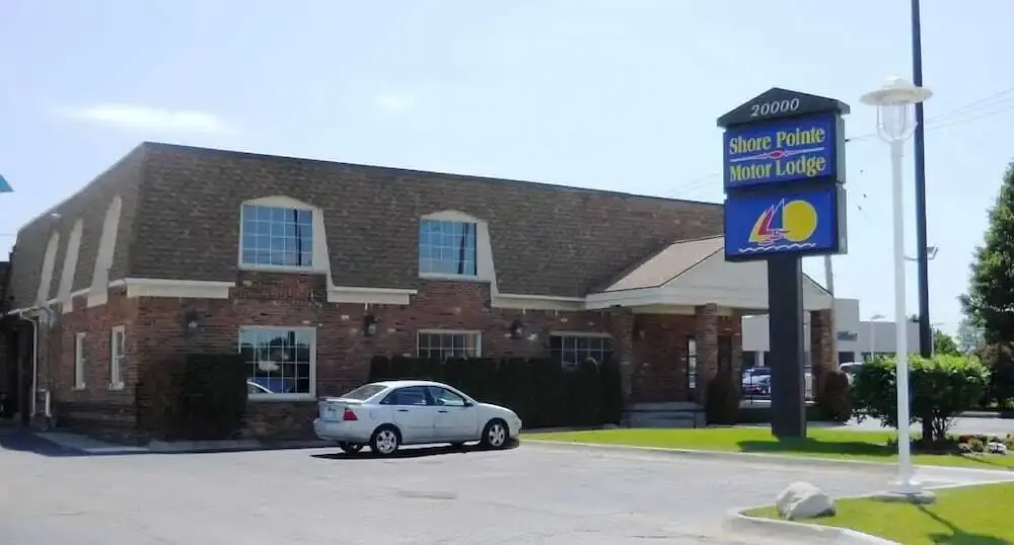 Shore Pointe Motor Lodge of St Clair Shores