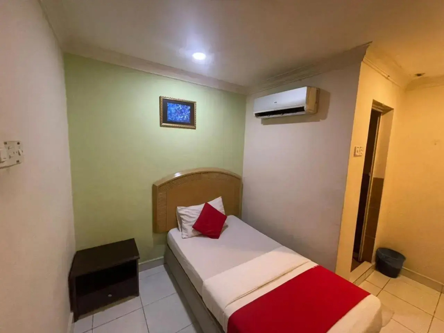 OYO 1002 Hotel Sahara Inn Batu Caves