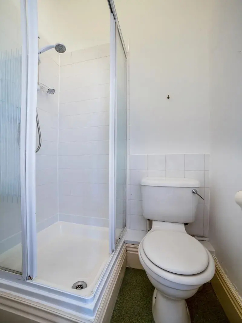 The Briary Hotel - Guest House