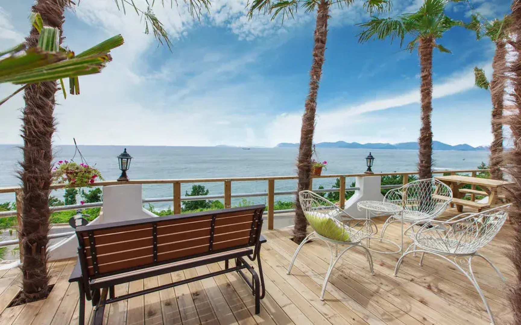 MarinePia Namhae Resort Pension