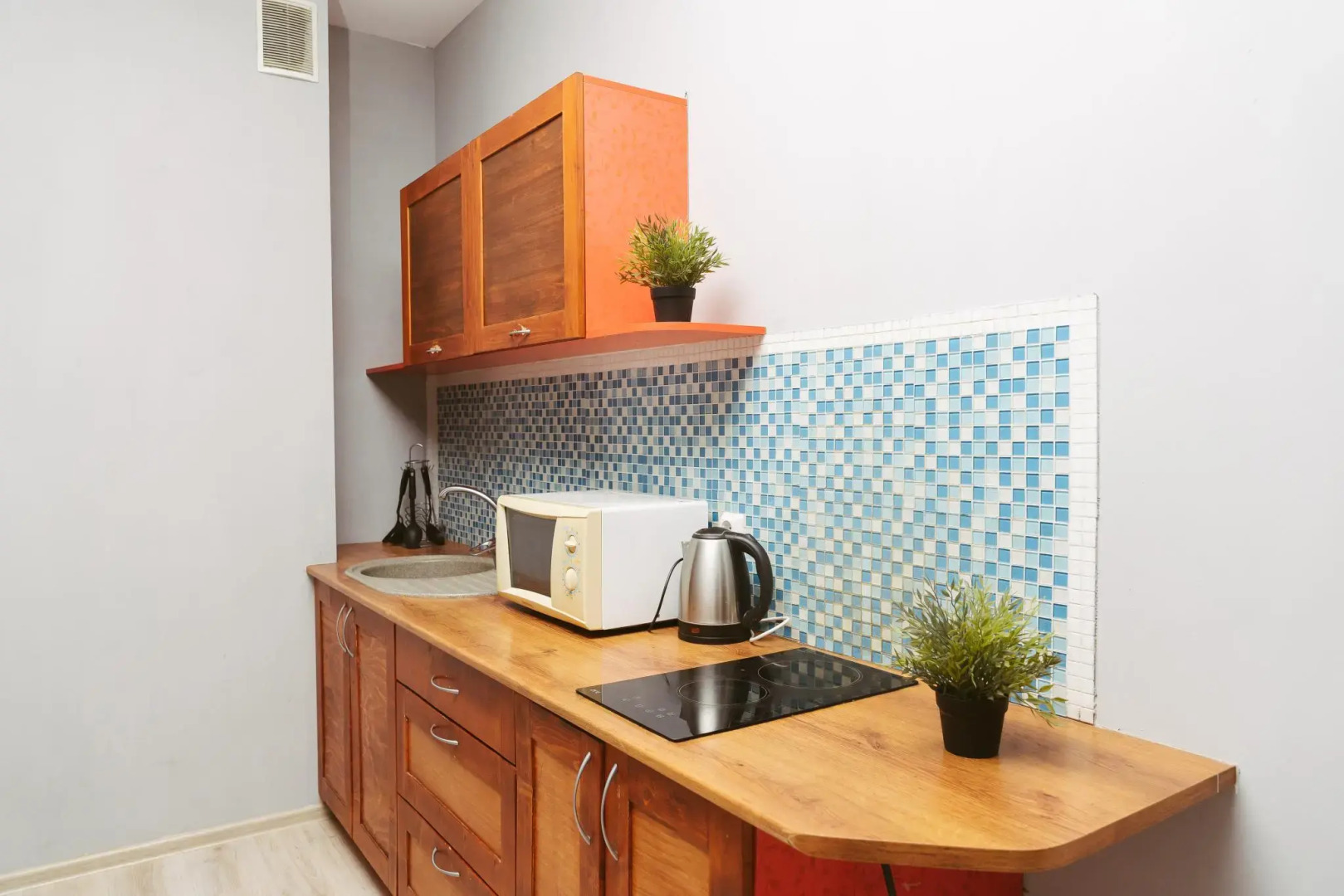 Leto Apart (Лето Апарт) на улице Революции 54