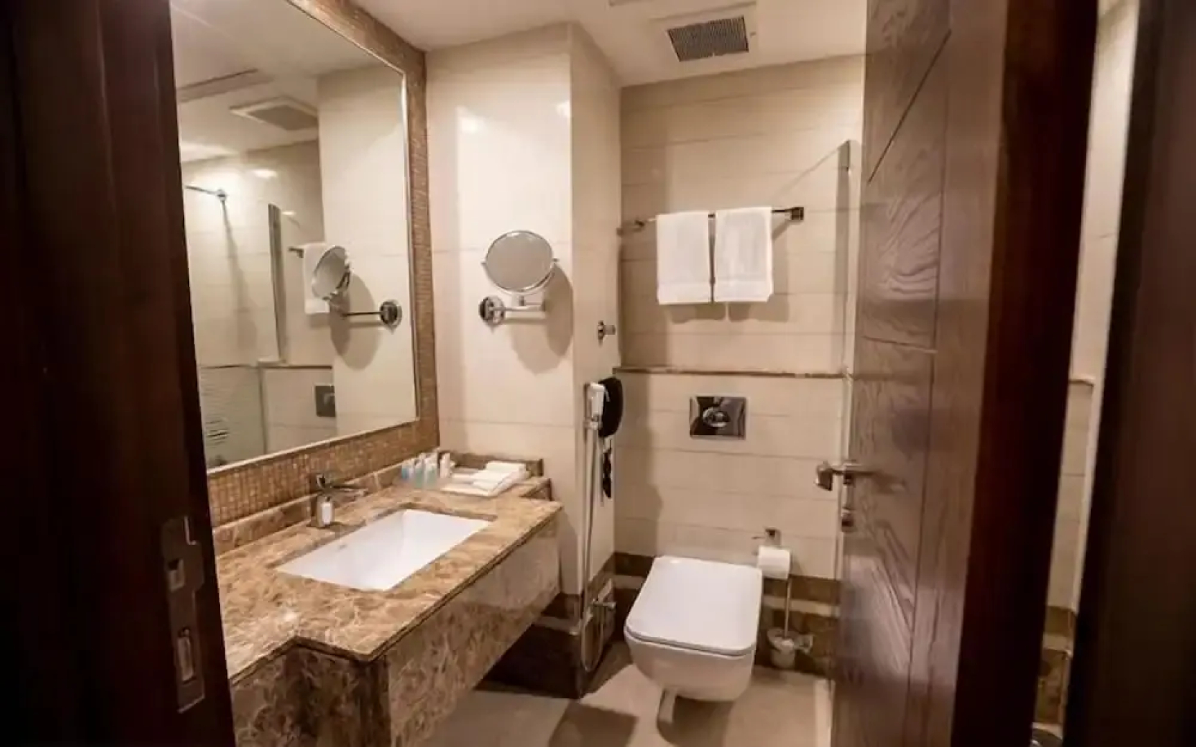 Violet Hotel