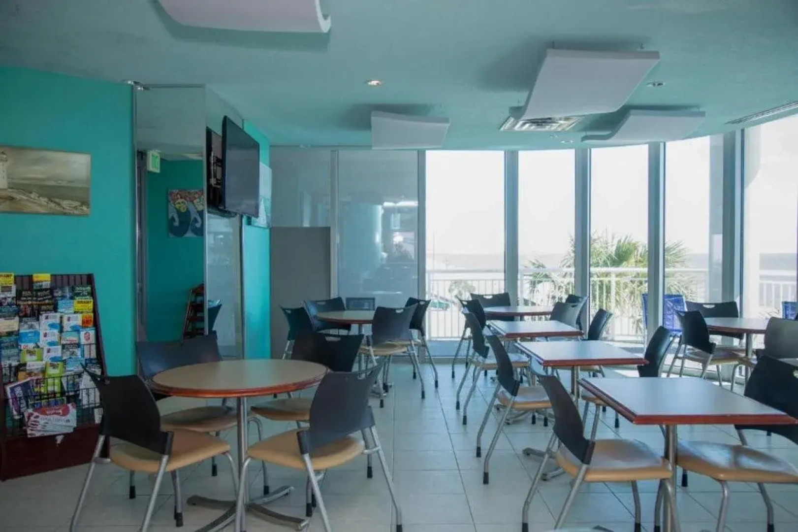 South Beach Biloxi Hotel & Suites