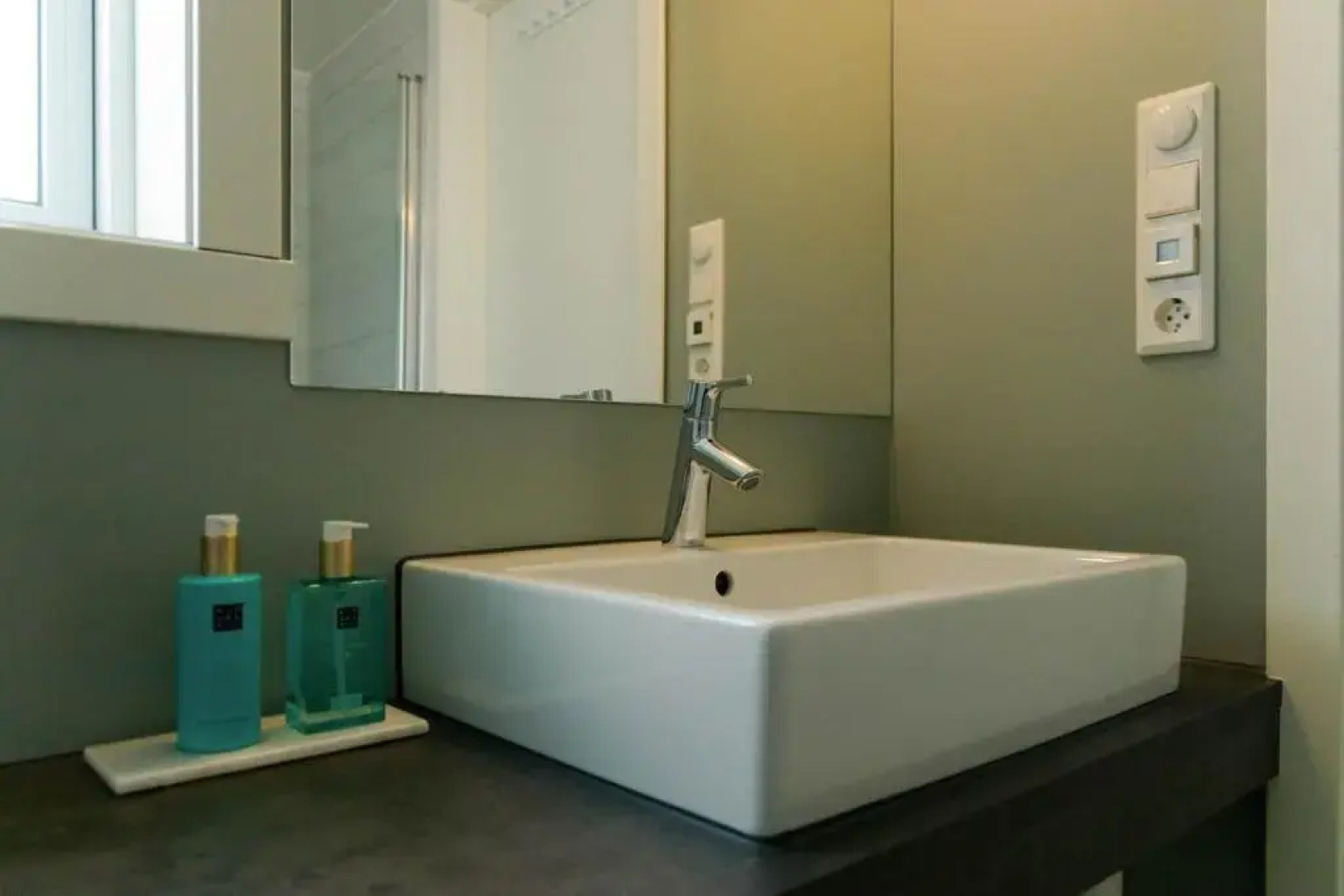 May's Apartments by May's