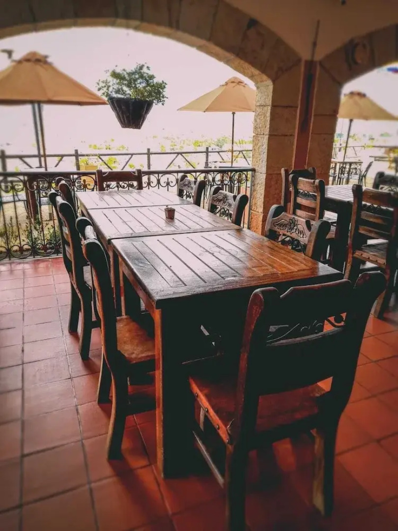 Hotel Las Rocas Resort