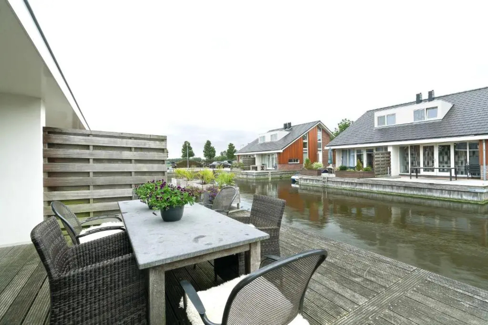 Boathouse Suburban Amsterdam