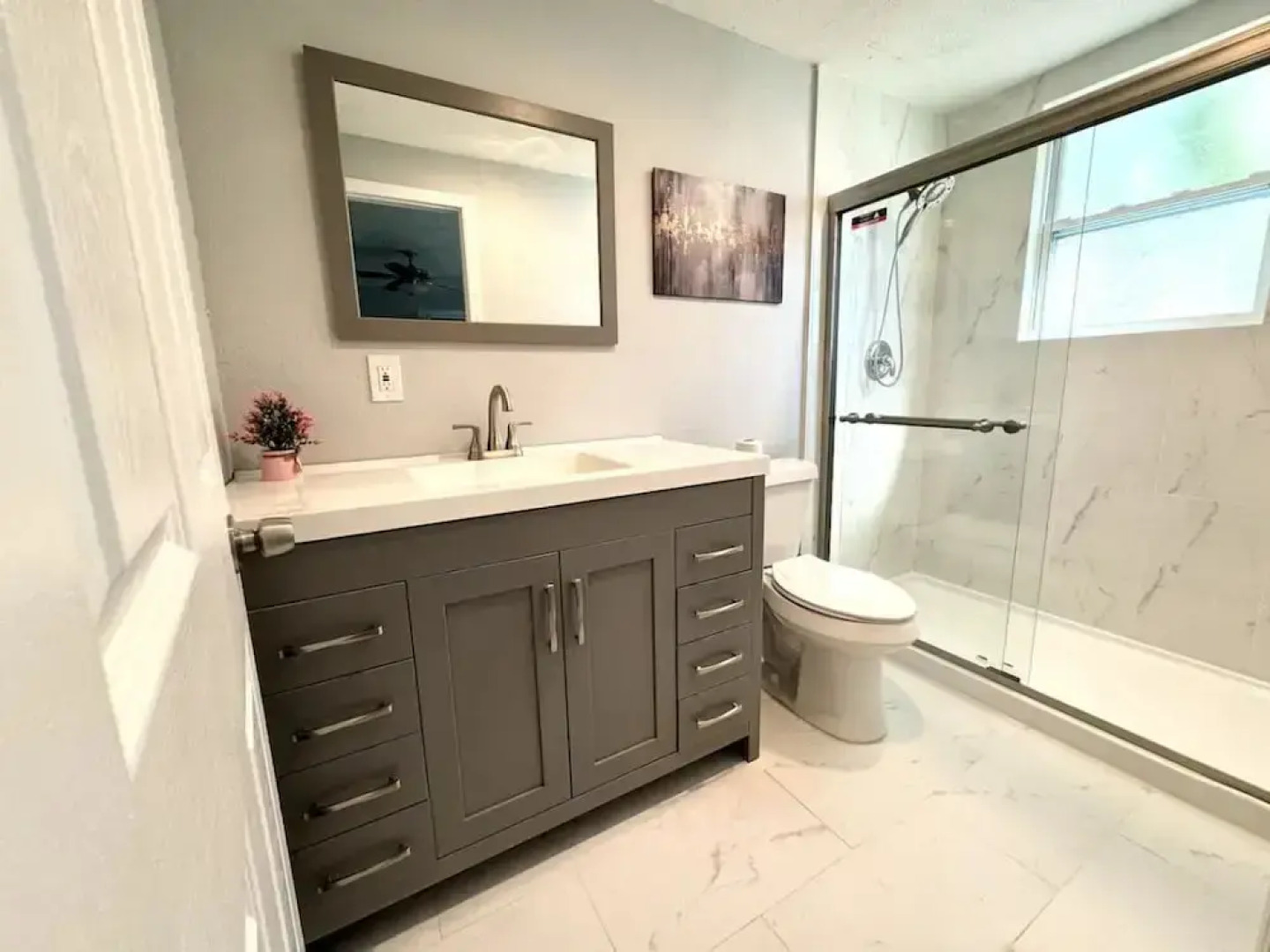 New Fresh House in Seminole Close to Beach