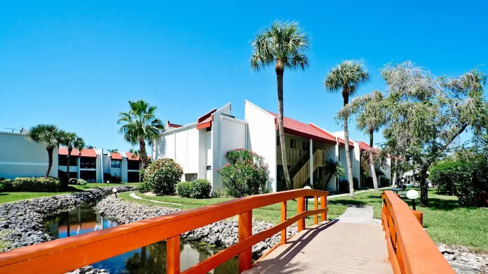 Runaway Bay Resort by BBG