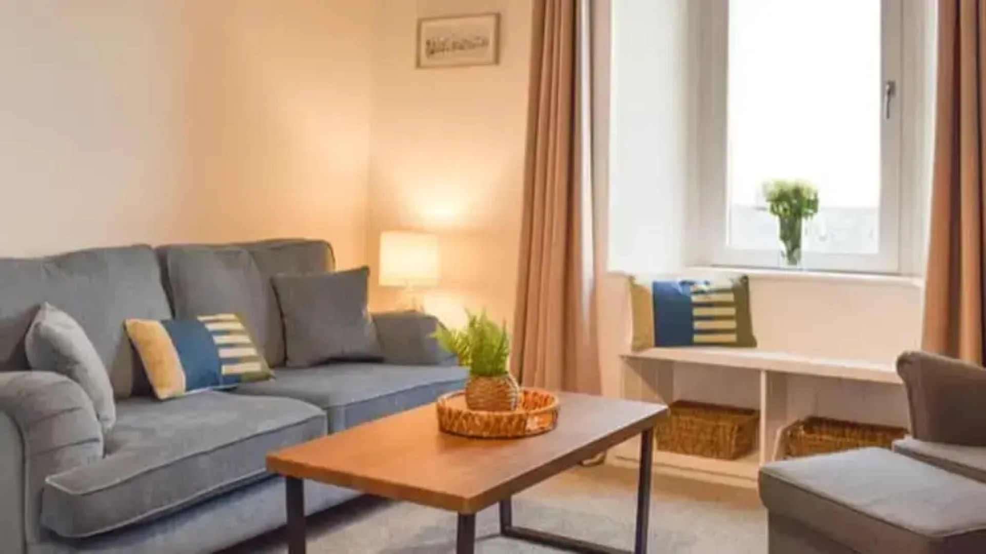 Stunning Sea Views in Central Burntisland