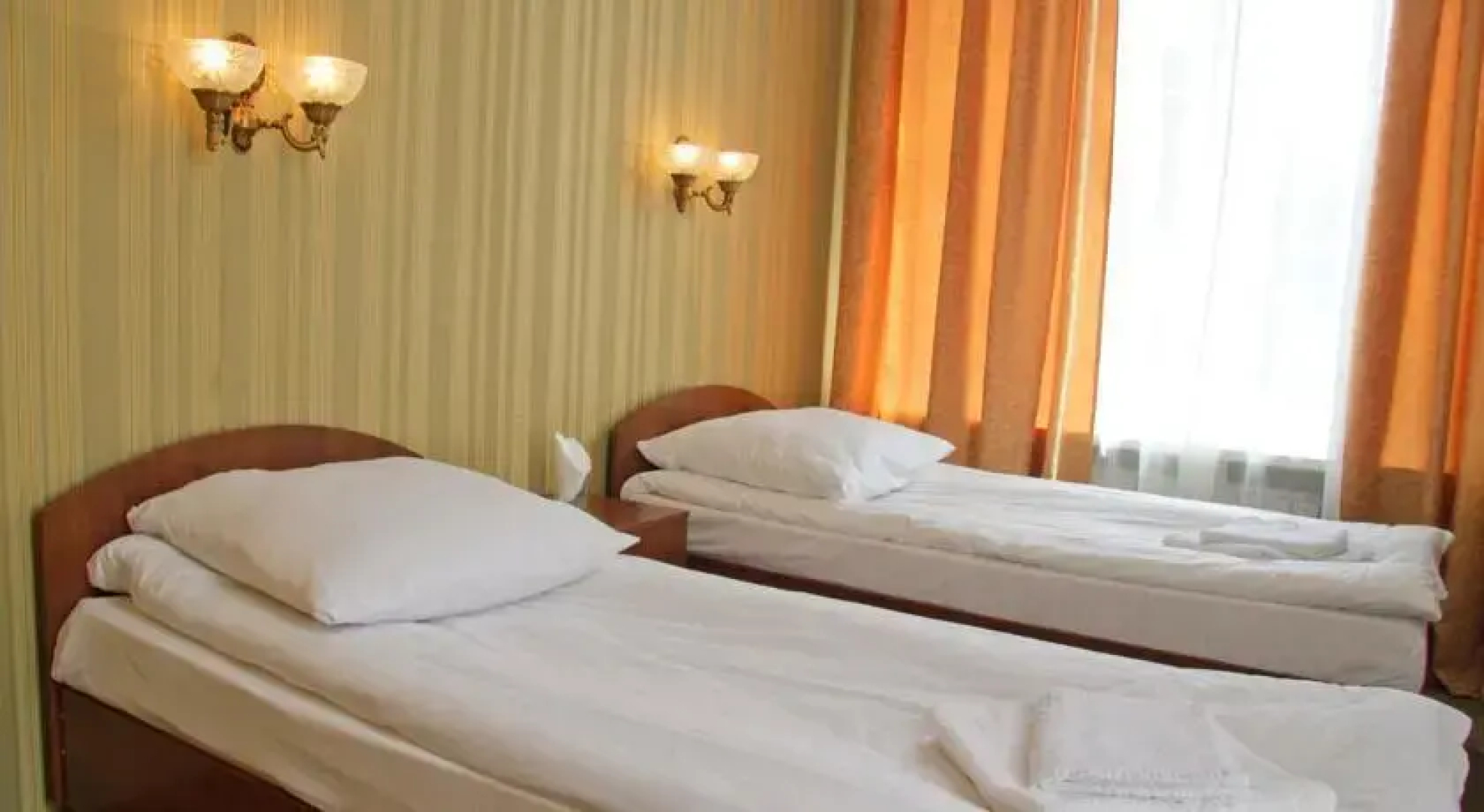 Holiday Hotel