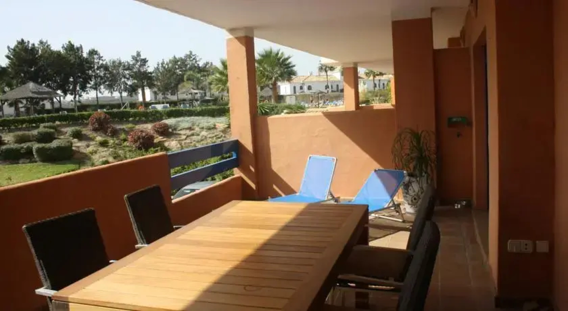 Duquesa Suites Golf y Garden