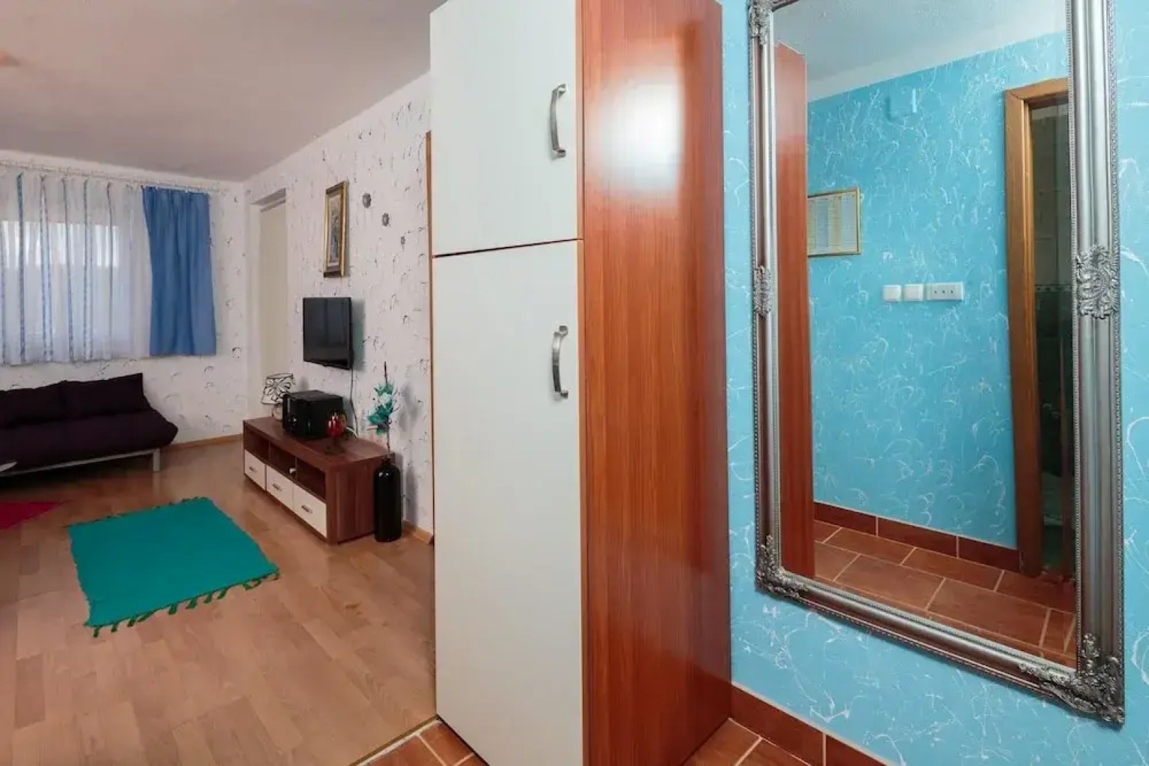 A4 - Modern apt w. Terrace, 3 min Walk to Beach