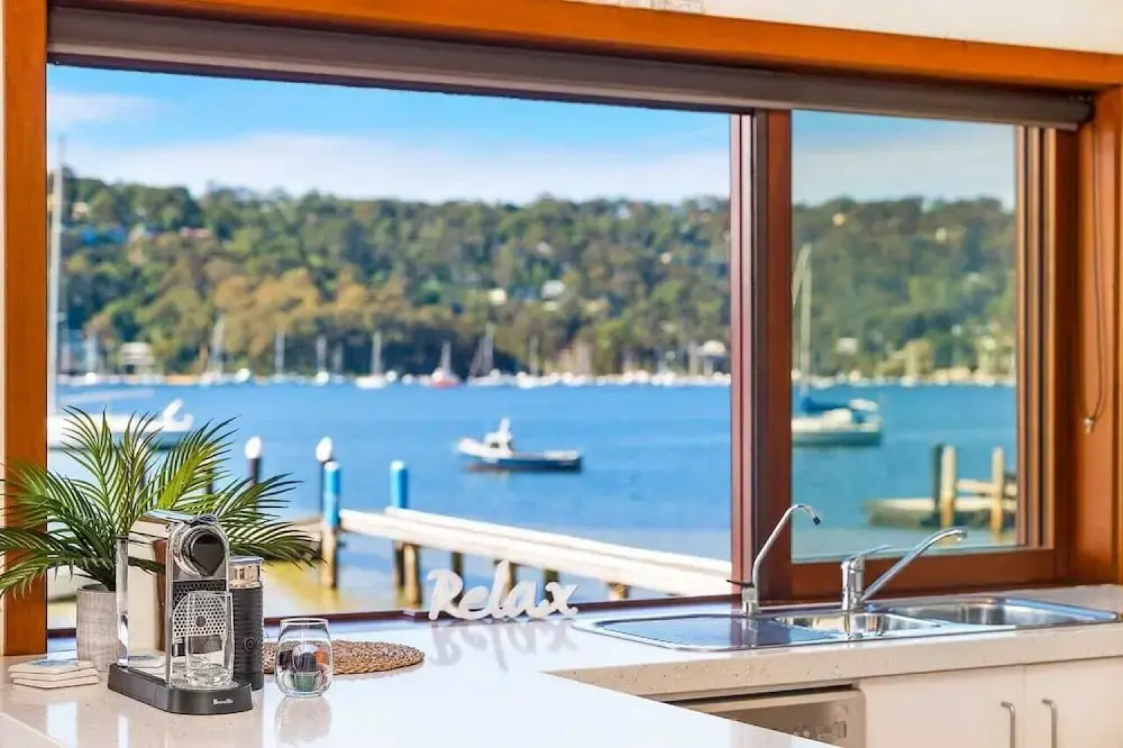 Scotland Island Retreat Water Edge