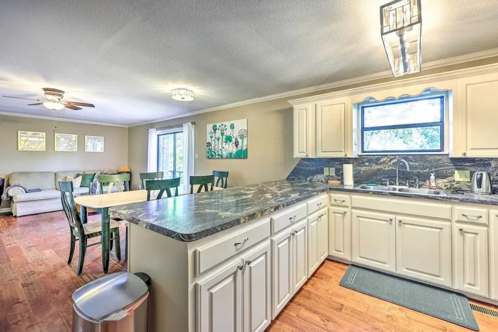 Family-friendly Hot Springs Hideaway w/ Yard!