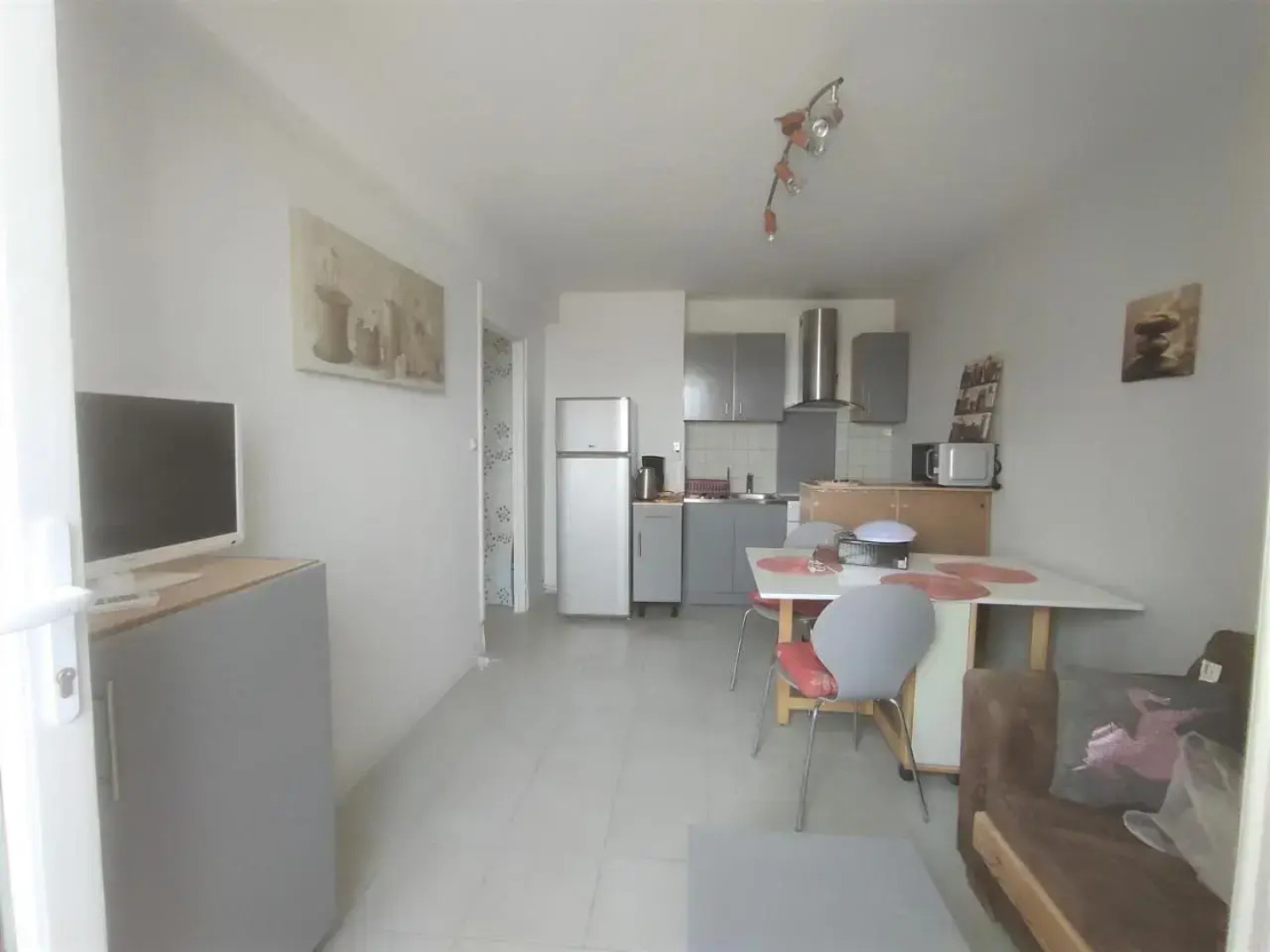 T2 au calme, Vue montagnes, 50m espace aquatique