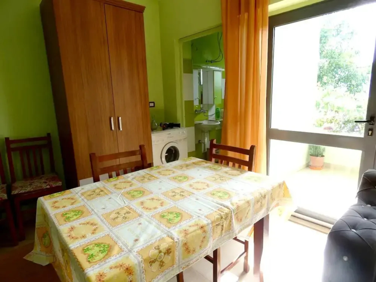 Studio in District de Berat, With Wonderful Mountain View, Enclosed Garden and Wifi